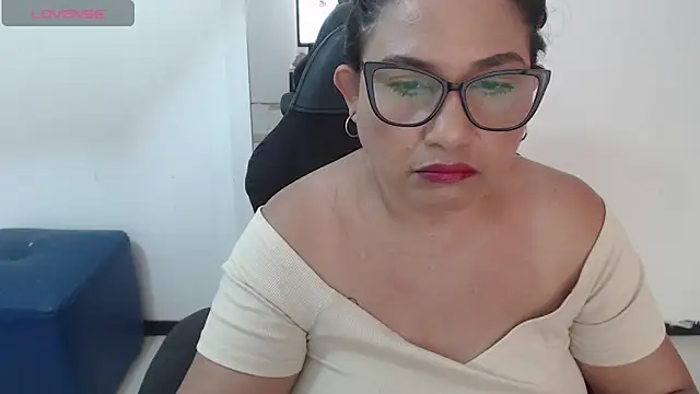 Katha Marck online show from 04-17-26, 03:04