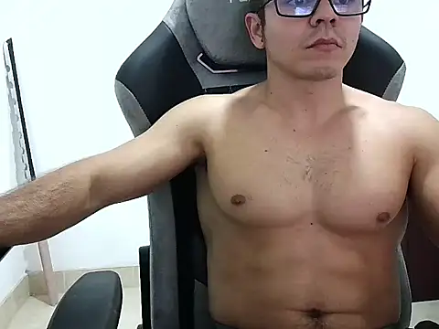 MILCARITAS3 online show from 03-25-26, 08:42