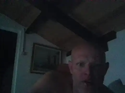 Snapshot of davigochi77bcn chatting on 03-14-25, 09:54 davigochi77bcn online show from 03-14-25, 09:54