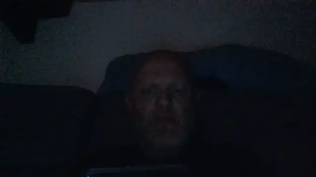 Snapshot of davigochi77bcn chatting on 02-28-26, 11:28 davigochi77bcn online show from 02-28-26, 11:28