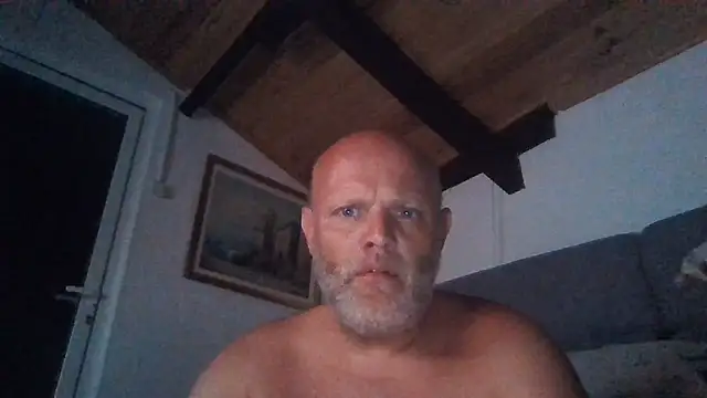Snapshot of davigochi77bcn chatting on 07-28-26, 11:04 davigochi77bcn online show from 07-28-26, 11:04