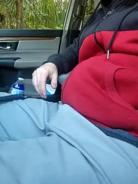 Snapshot of Hotredheadandtoungelasher chatting on 12-13-24, 02:38 Hotredheadandtoungelasher online show from 12-13-24, 02:38