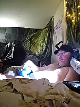 Snapshot of Hotredheadandtoungelasher chatting on 12-16-24, 09:46 Hotredheadandtoungelasher online show from 12-16-24, 09:46