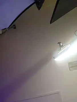 Snapshot of Hotredheadandtoungelasher chatting on 12-18-24, 09:58 Hotredheadandtoungelasher online show from 12-18-24, 09:58