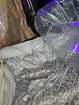 Snapshot of Hotredheadandtoungelasher chatting on 12-31-24, 02:03 Hotredheadandtoungelasher online show from 12-31-24, 02:03