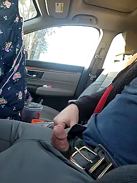 Snapshot of Hotredheadandtoungelasher chatting on 01-10-25, 01:09 Hotredheadandtoungelasher online show from 01-10-25, 01:09