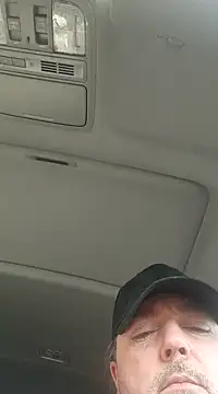 Snapshot of Hotredheadandtoungelasher chatting on 01-10-25, 06:49 Hotredheadandtoungelasher online show from 01-10-25, 06:49