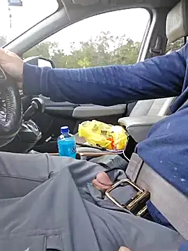 Snapshot of Hotredheadandtoungelasher chatting on 01-11-25, 08:32 Hotredheadandtoungelasher online show from 01-11-25, 08:32