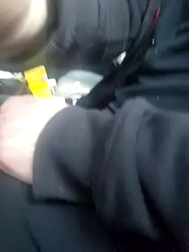 Snapshot of Hotredheadandtoungelasher chatting on 01-15-25, 01:20 Hotredheadandtoungelasher online show from 01-15-25, 01:20