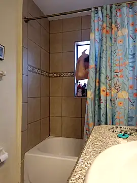 Snapshot of Hotredheadandtoungelasher chatting on 01-18-25, 03:59 Hotredheadandtoungelasher online show from 01-18-25, 03:59