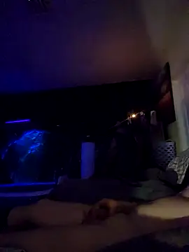 Snapshot of Hotredheadandtoungelasher chatting on 02-02-25, 05:42 Hotredheadandtoungelasher online show from 02-02-25, 05:42