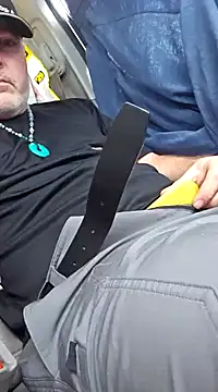 Snapshot of Hotredheadandtoungelasher chatting on 02-08-25, 06:44 Hotredheadandtoungelasher online show from 02-08-25, 06:44