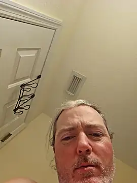 Snapshot of Hotredheadandtoungelasher chatting on 02-20-25, 03:12 Hotredheadandtoungelasher online show from 02-20-25, 03:12