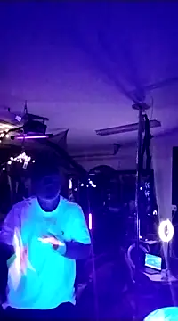 Snapshot of Hotredheadandtoungelasher chatting on 02-20-25, 07:12 Hotredheadandtoungelasher online show from 02-20-25, 07:12