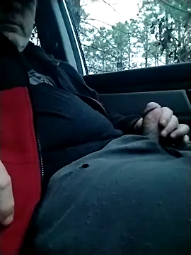 Snapshot of Hotredheadandtoungelasher chatting on 02-20-25, 12:15 Hotredheadandtoungelasher online show from 02-20-25, 12:15