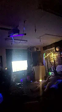 Snapshot of Hotredheadandtoungelasher chatting on 12-01-25, 09:58 Hotredheadandtoungelasher online show from 12-01-25, 09:58