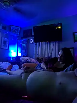 Hotredheadandtoungelasher online show from 04-11-26, 10:41