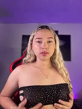 Irisweet  online show from 12-15-25, 12:09