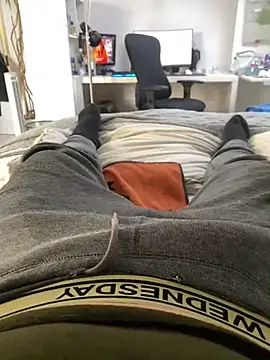 Snapshot of Luishorny19 chatting on 01-18-25, 02:12 Luishorny19 online show from 01-18-25, 02:12