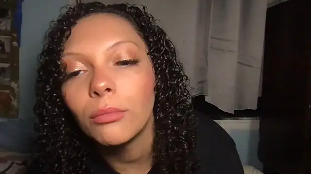 LuLuValenttine101 online show from 03-18-26, 12:36