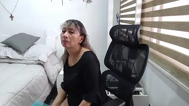 jesy hot online show from 03-28-26, 05:45