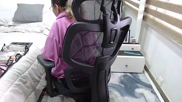 jesy hot online show from 04-08-26, 08:20