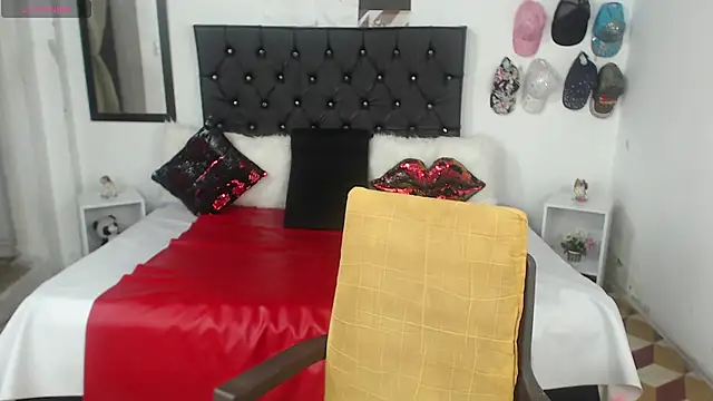 Sweetbigcatt online show from 03-16-25, 09:49