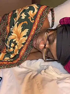 Snapshot of Jasmine_FullsShine chatting on 11-12-25, 10:26 Jasmine FullsShine online show from 11-12-25, 10:26