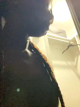 Snapshot of Jasmine_FullsShine chatting on 12-19-25, 08:10 Jasmine FullsShine online show from 12-19-25, 08:10