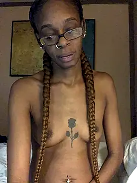 Snapshot of Jasmine_FullsShine chatting on 12-21-25, 01:29 Jasmine FullsShine online show from 12-21-25, 01:29