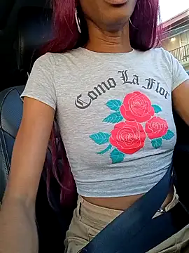 Snapshot of Jasmine_FullsShine chatting on 03-28-26, 12:21 Jasmine FullsShine online show from 03-28-26, 12:21