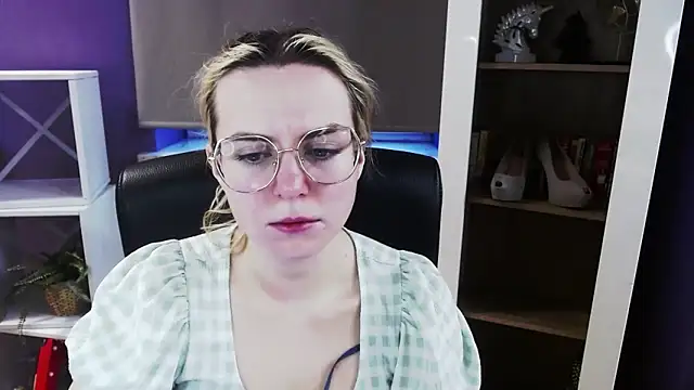 Zoey Erotic online show from 03-23-26, 05:33