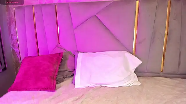 Sariitaa  online show from 02-07-26, 02:10