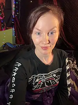 Snapshot of courtneyoccult chatting on 11-07-25, 07:19 courtneyoccult online show from 11-07-25, 07:19