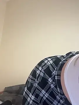 Ema X Love online show from 03-15-26, 10:38