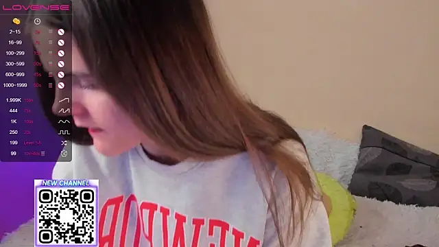 Ema X Love online show from 04-19-26, 08:44