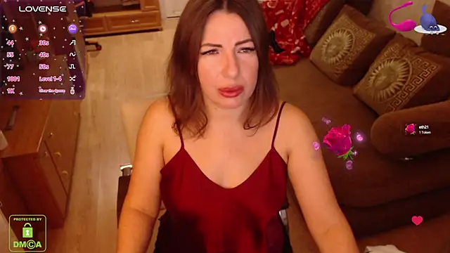 LauraClarck online show from 01-24-25, 05:42