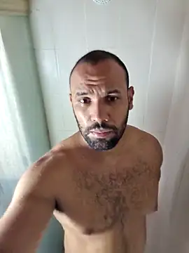 Snapshot of anthonylatynxd chatting on 05-25-26, 05:08 anthonylatynxd online show from 05-25-26, 05:08