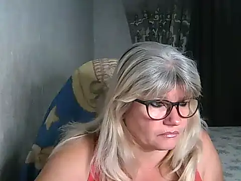 Diana 49 online show from 09-28-25, 07:36