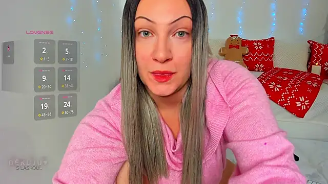 Snapshot of KVerunce chatting on 01-01-25, 09:09 KVerunce online show from 01-01-25, 09:09