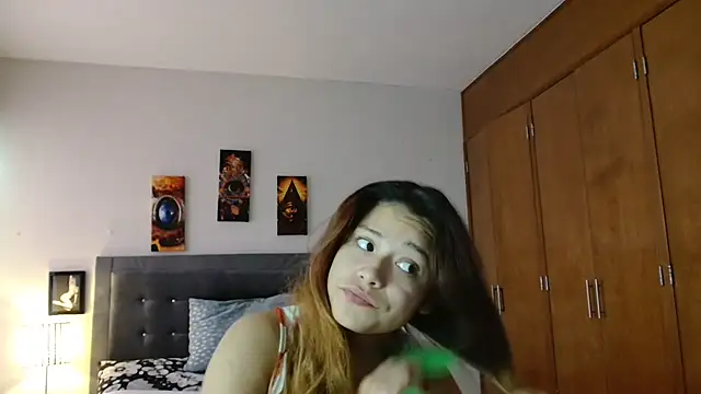 3littleschoolteens online show from 11-05-25, 05:46