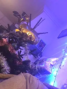 LovelyMoustache online show from 12-14-25, 07:07