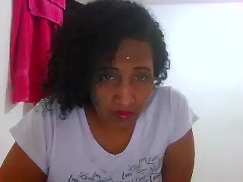 Snapshot of Aishamara chatting on 03-02-25, 09:43 Aishamara online show from 03-02-25, 09:43