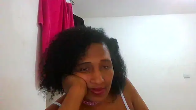 Snapshot of Aishamara chatting on 03-03-25, 09:37 Aishamara online show from 03-03-25, 09:37