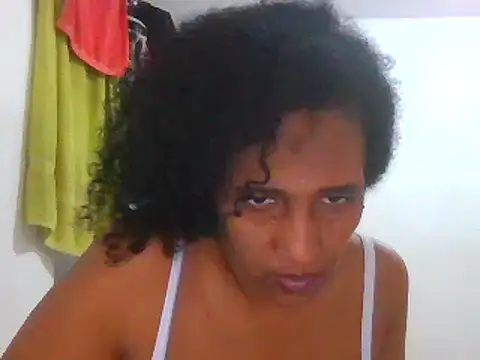 Snapshot of Aishamara chatting on 03-07-25, 06:13 Aishamara online show from 03-07-25, 06:13