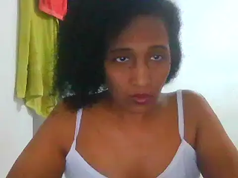 Snapshot of Aishamara chatting on 03-08-25, 10:24 Aishamara online show from 03-08-25, 10:24