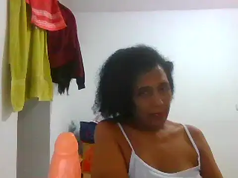 Snapshot of Aishamara chatting on 03-12-25, 06:18 Aishamara online show from 03-12-25, 06:18