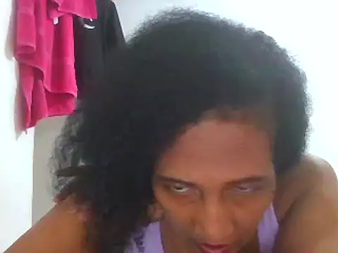 Snapshot of Aishamara chatting on 03-18-25, 08:04 Aishamara online show from 03-18-25, 08:04