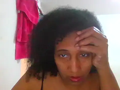 Snapshot of Aishamara chatting on 03-21-25, 03:35 Aishamara online show from 03-21-25, 03:35