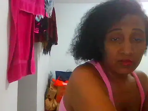 Snapshot of Aishamara chatting on 03-23-25, 05:00 Aishamara online show from 03-23-25, 05:00